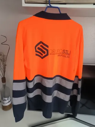 Camiseta de trabajo.