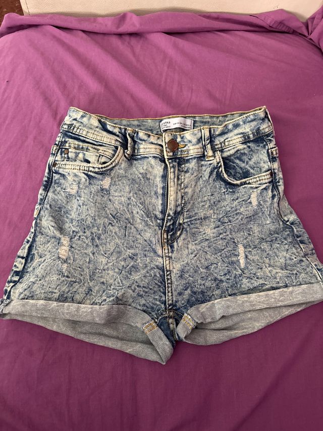 Shorts vaqueros Bershka Talla 38