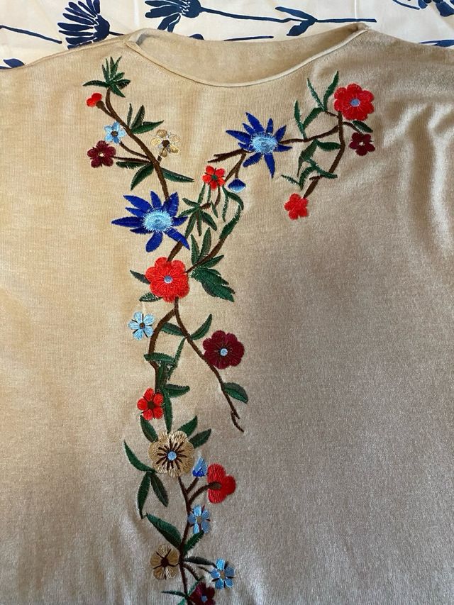 Jersey beige tacto suave floral