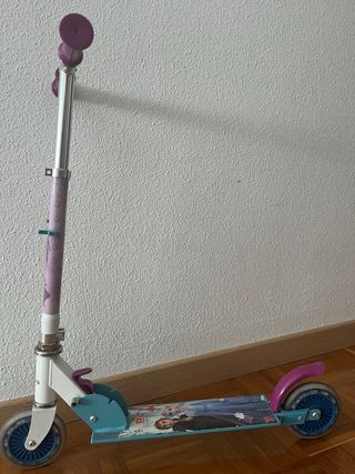 Patinete infantil Elsa y Ana Frozen