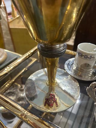 Antiguo Copón Dorado con Cruz