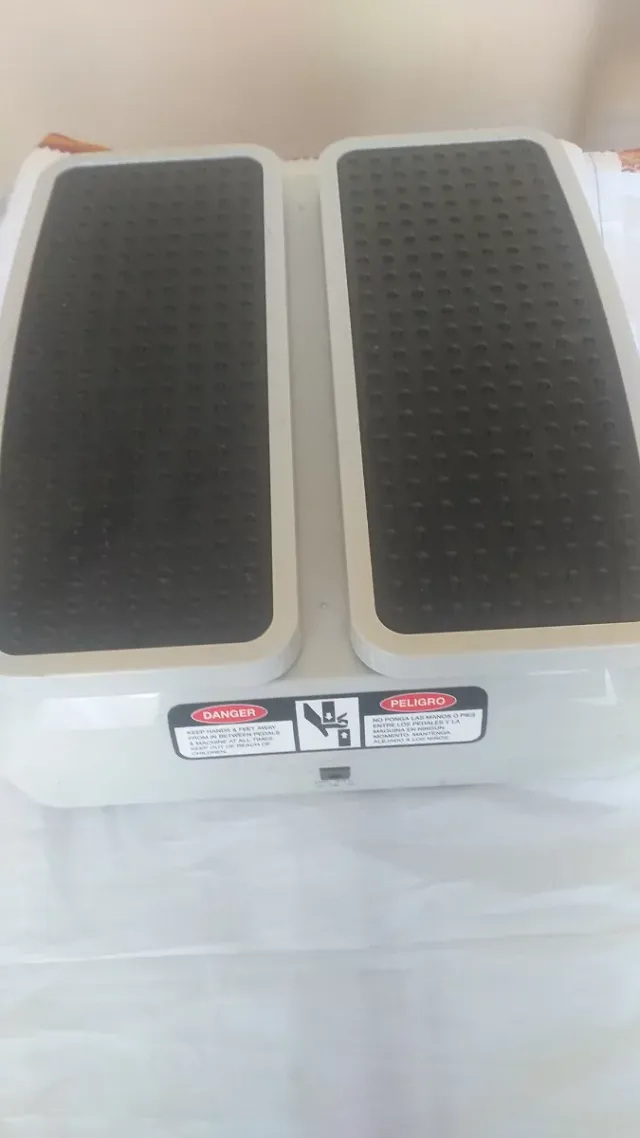 Máquina de Exercício para Pernas