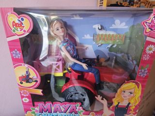 Bambola Maya Contadina con trattore