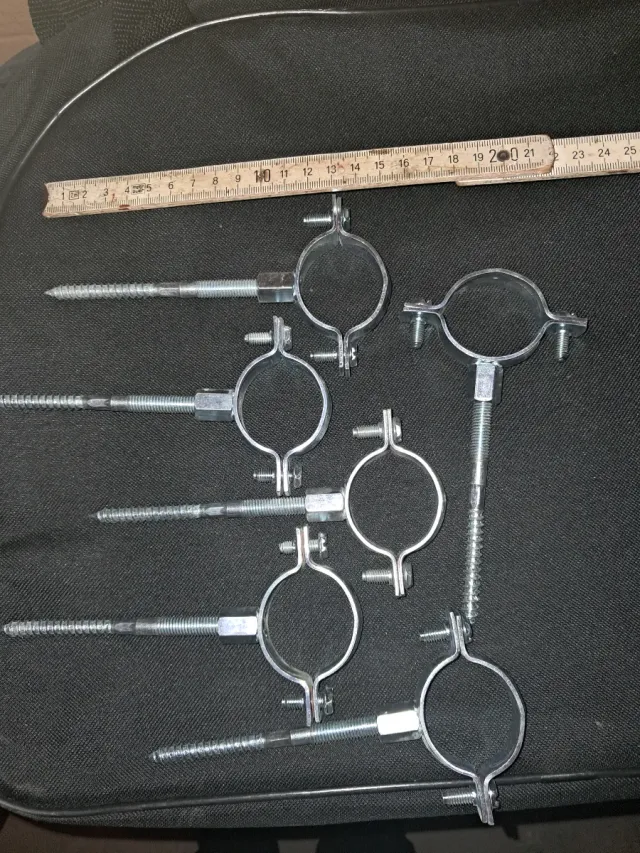 Abrazaderas metálicas para tubos (pack 6)
