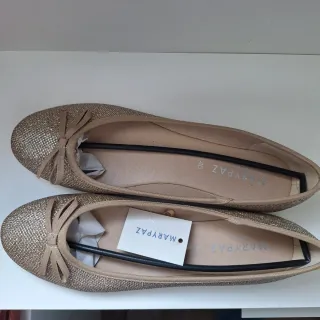 Mocasines MARYPAZ dorados talla 40