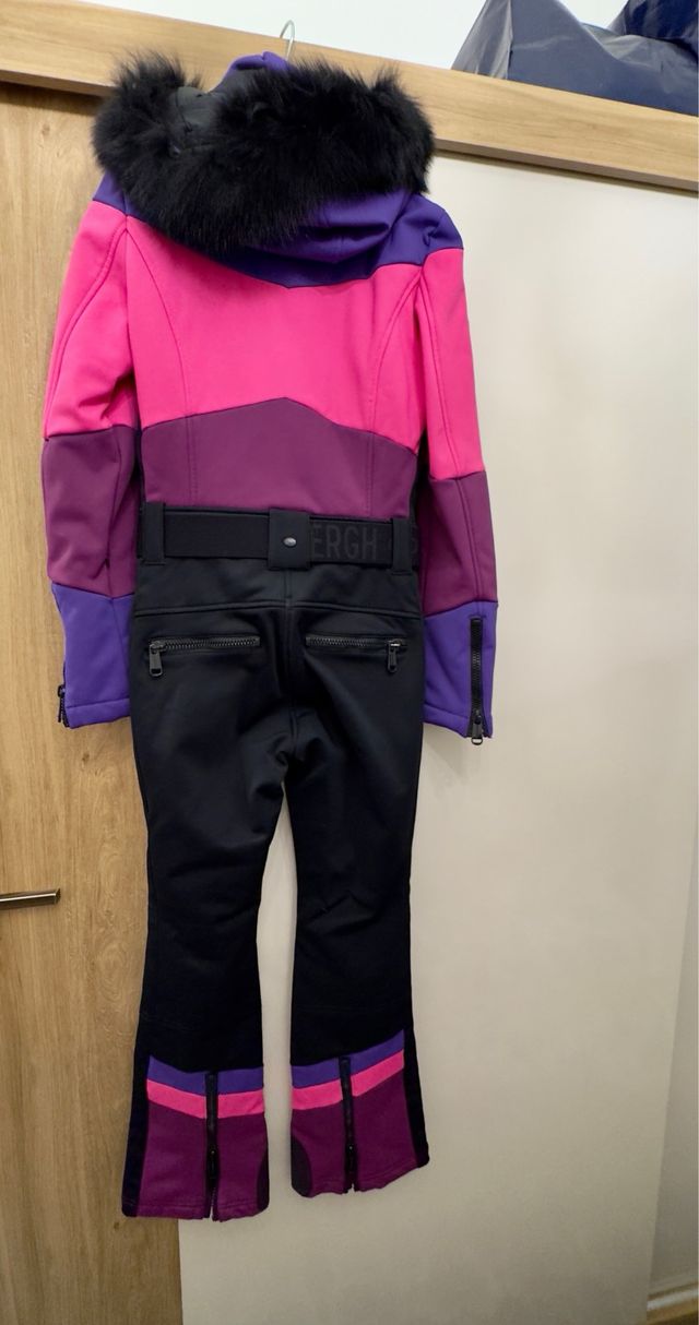 Traje de esquí multicolor