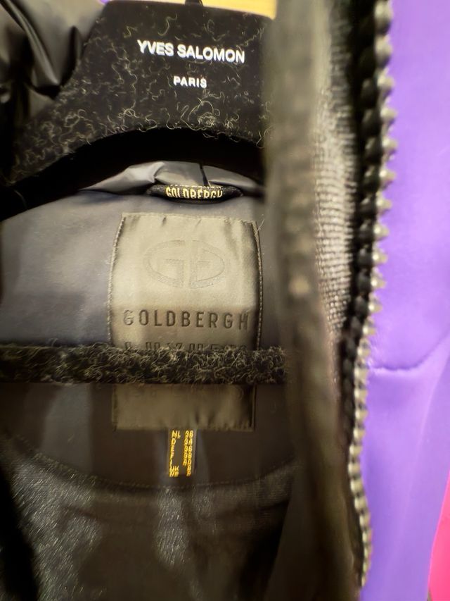 Traje de esquí multicolor