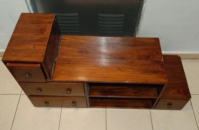 Aparador TV de madera escalonado