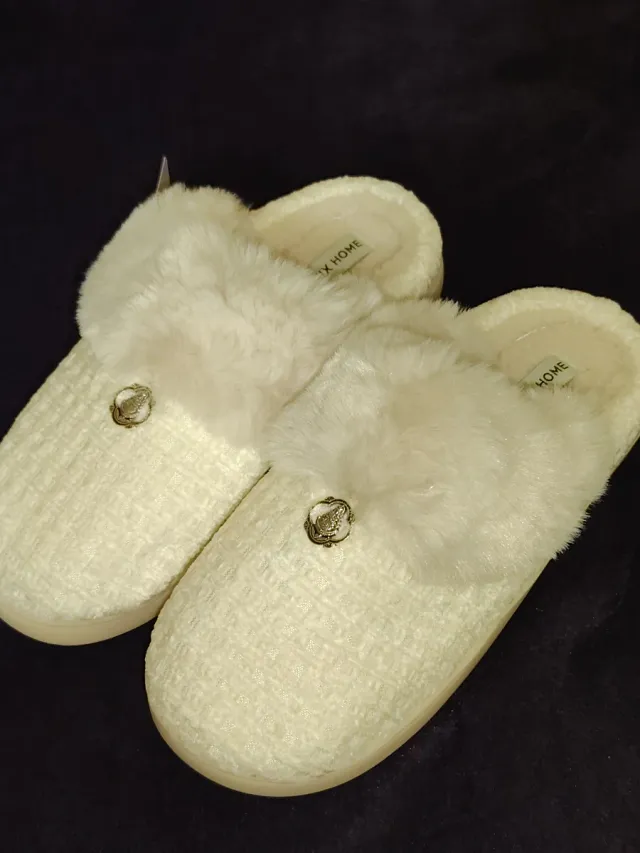 Pantuflas Virgen del Rocío