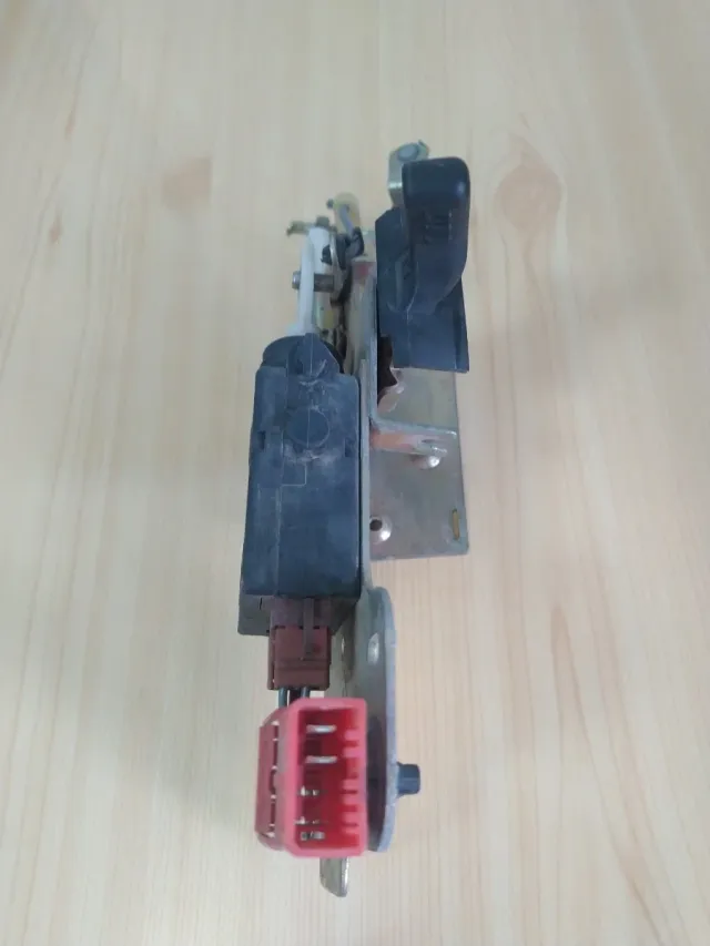 Cerradura Maletero Citroen Berlingo