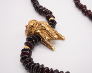 Collana Granati e Oro Giallo 18 kt