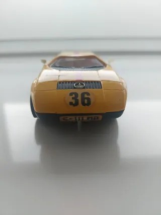 Coche Scalextric Amarillo Clásico