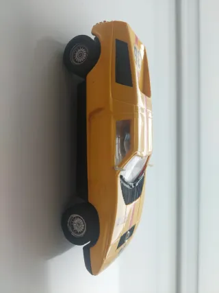 Coche Scalextric Amarillo Clásico