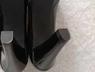 Zapatos de salón charol H&M negros