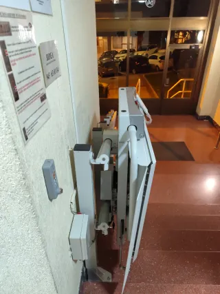 Plataforma salvaescaleras