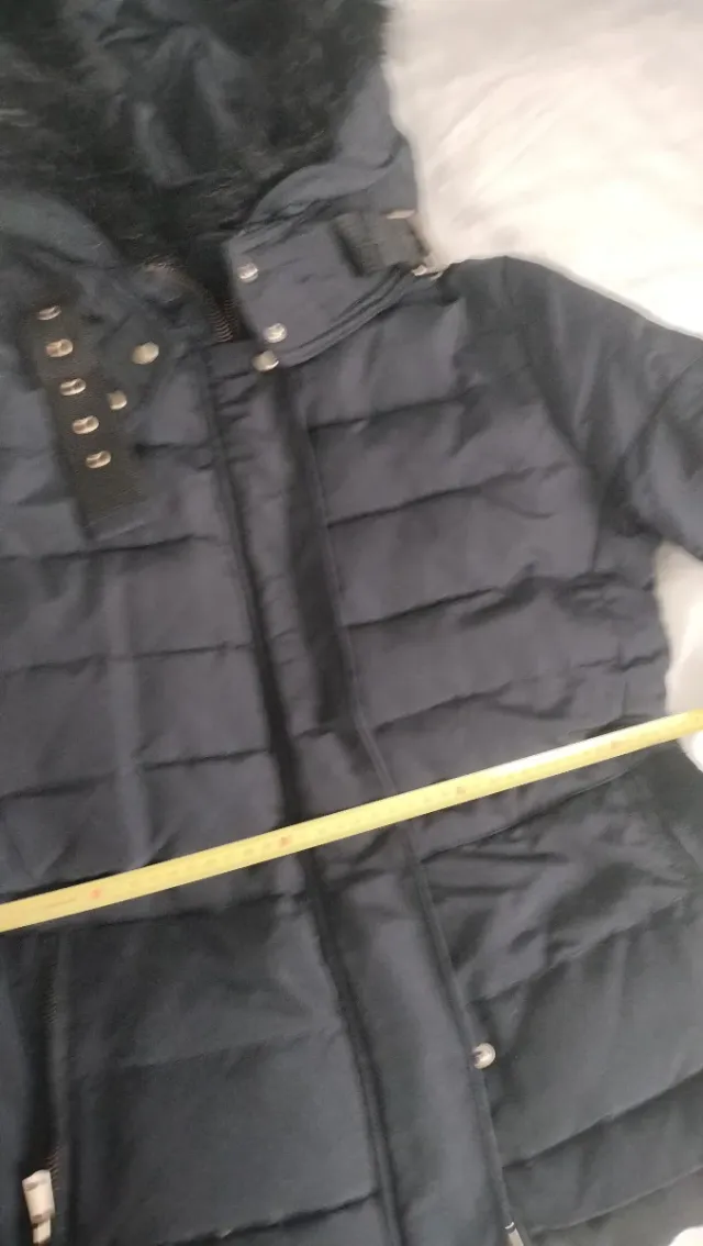 Plumífero Zara Azul. Talla L