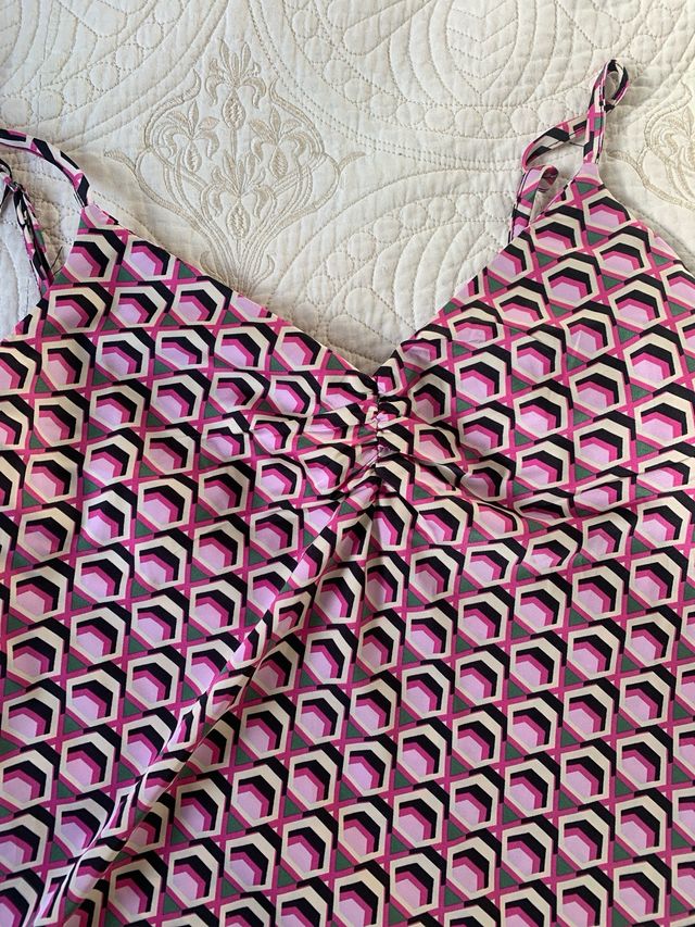 Vestido estampado rosa Stradivarius