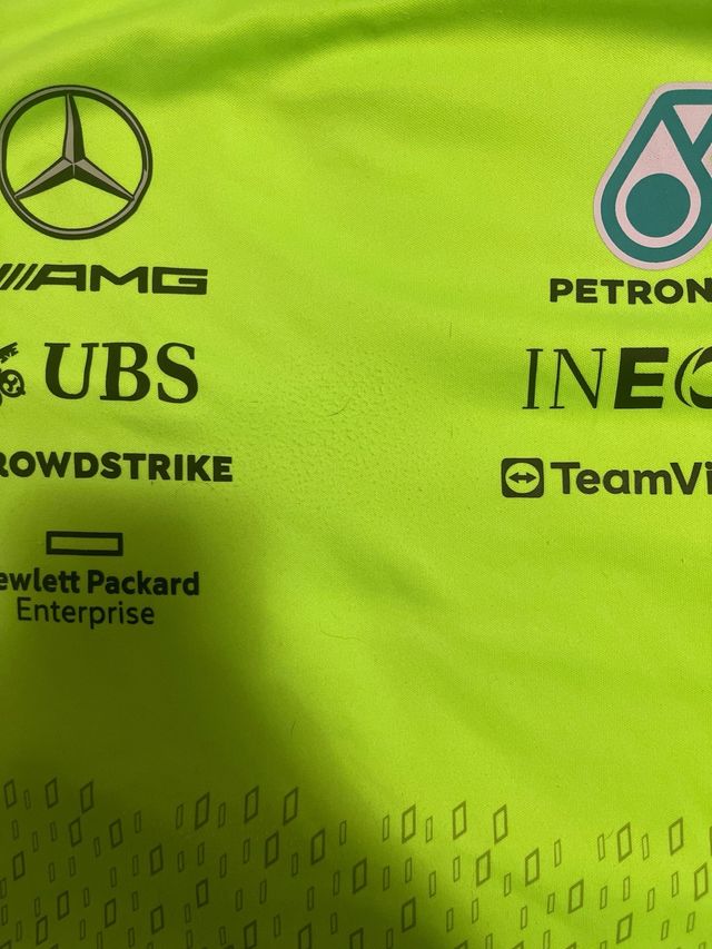 Camiseta F1 Mercedes AMG Petronas Talla 2XL