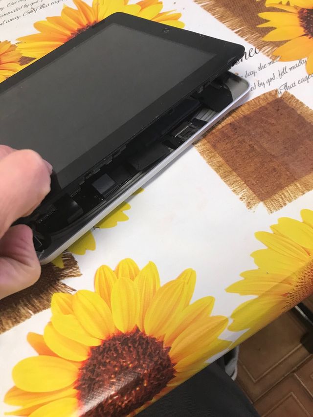 Lote de iPads e MacBooks Pro da Apple para peças