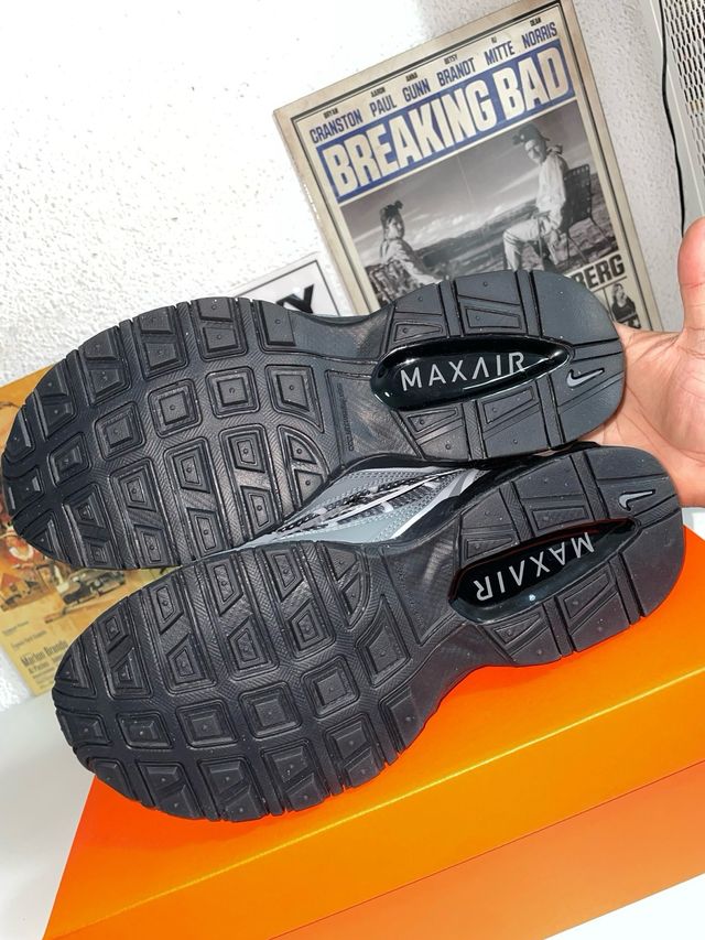 Nike Air Max Torch 4 Negro/Gris Negociable.