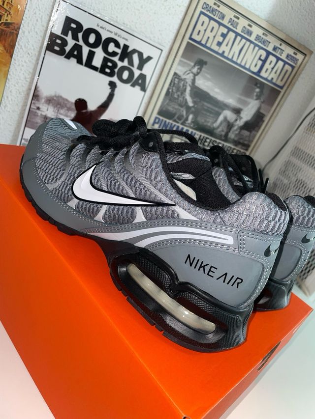 Nike Air Max Torch 4 Negro/Gris Negociable.