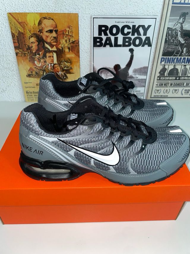 Nike Air Max Torch 4 Negro/Gris Negociable.