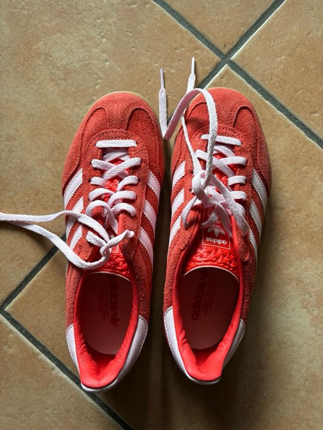 Adidas Gazelle Rosse