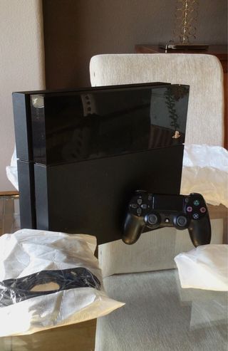 PS4 (PlayStation 4) Negra