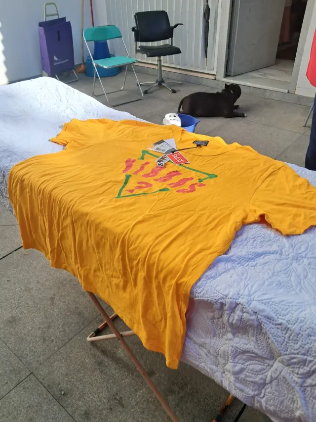 Camiseta Guess Talla XXL