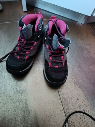 Botas montaña Decathlon mujer talla 38