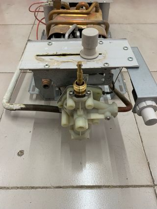 Calentador Nekar Blanco