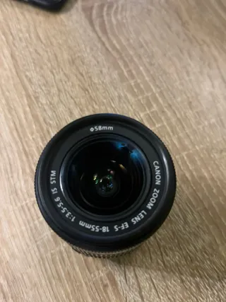 Objetivo Canon EF-S 18-55mm f/3.5-5.6 IS STM