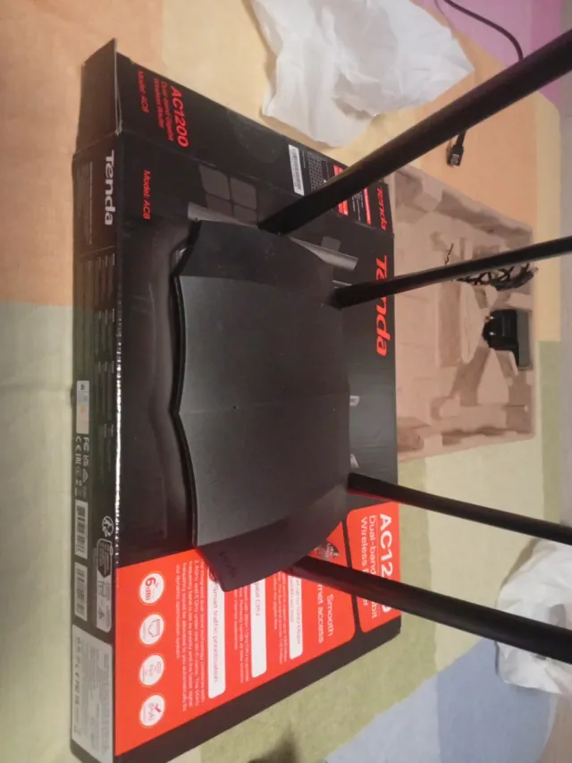 Router Tenda AC1200 Dual-band Wireless AC8