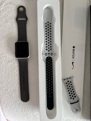 Apple Watch S3 Nike Gris/Plata PRECIO NEGOCIABLE