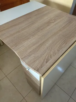 Mesa extensible madera y blanco