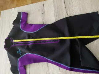 Traje Neopreno Tribord. Talla S-M . Medidas en las