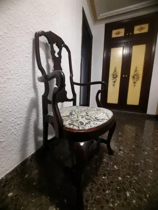 2 Sillas antiguas madera reposabrazos