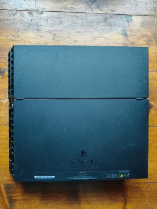 PlayStation 4 Fat Nera