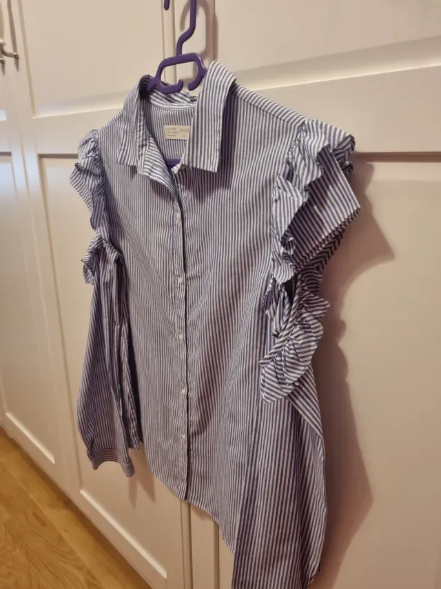 Camisa Zara niña rayas volantes hombros descubiert