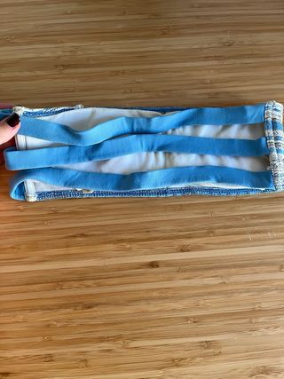 Parte de arriba bikini azul y blanco