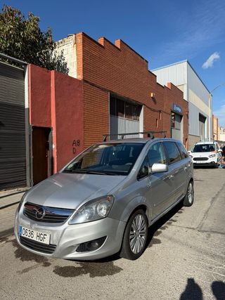 Opel Safira 2011