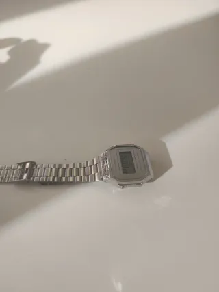 Reloj Casio Unisex Plateado