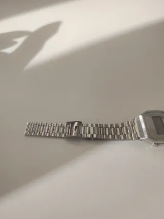 Reloj Casio Unisex Plateado