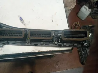 Rejilla A/A + Botón Emergencia Audi a4 b9 rs4 b9