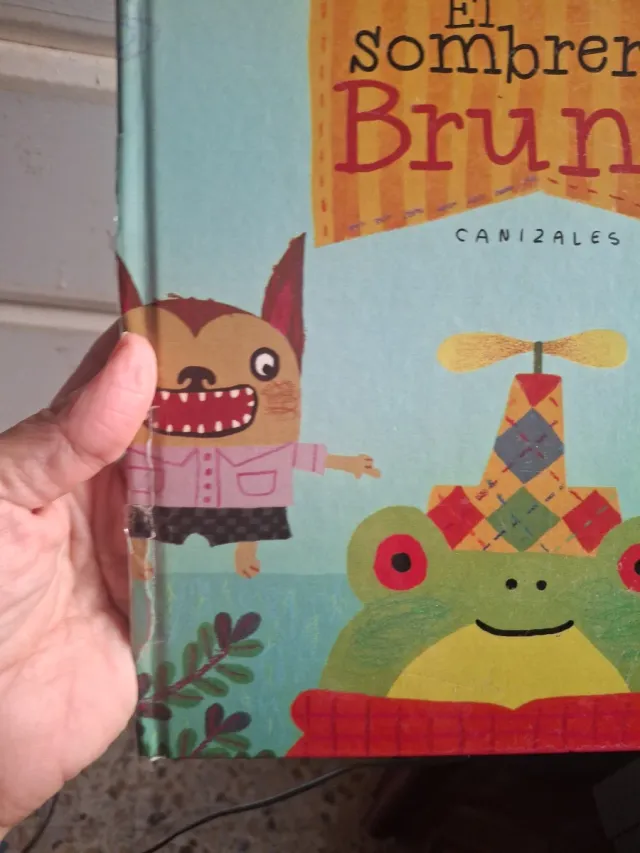 El sombrero de Bruno. Premio Boolino 2016 / Bru...