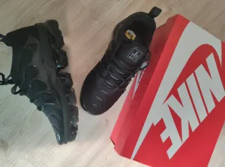 Nike Air Vapormax Plus TN Deportivas Negras
