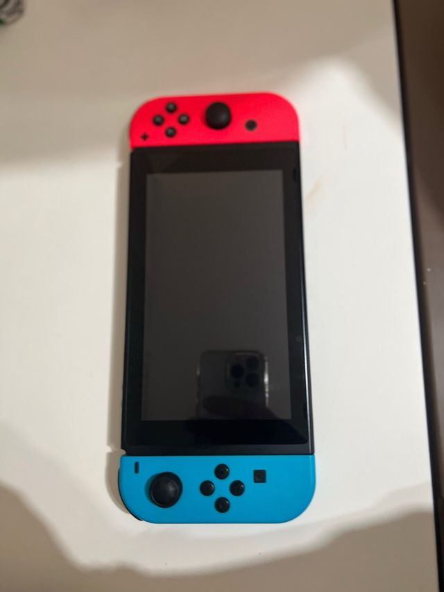 Nintendo Switch Azul y Rojo