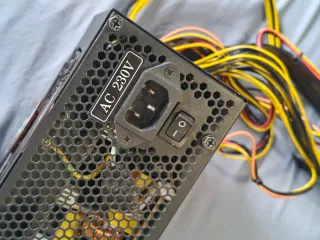 Fuente Alimentación 800W 80+ Bronce Xilence