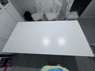 Mesa 180x74 y 6 Sillas Blancas