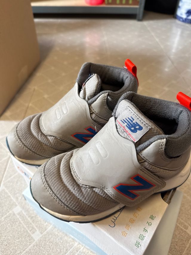 Deportivas New Balance Niño T.31